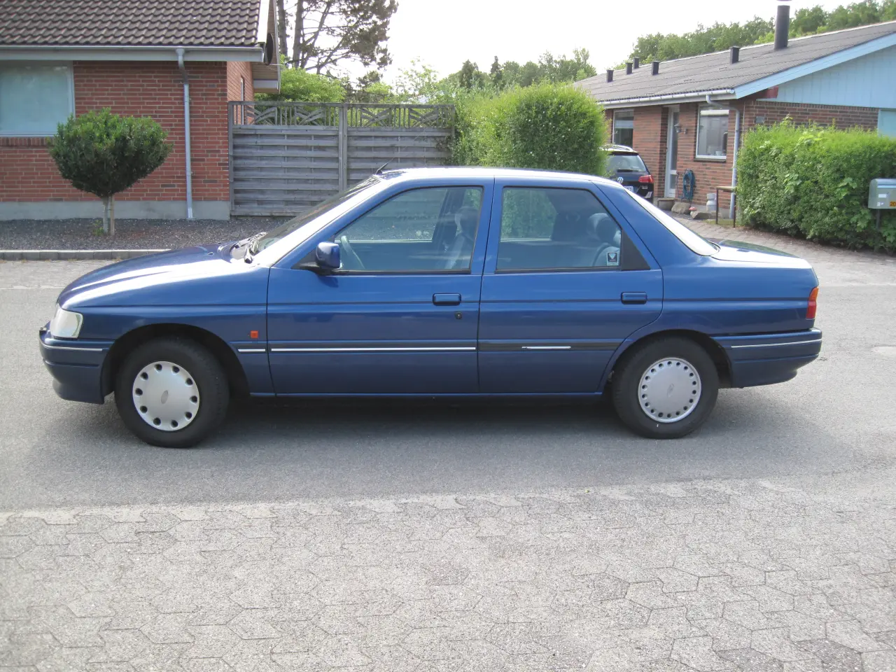 Billede 2 - Ford Escort, 1,6i CLX, Benzin, 1994.