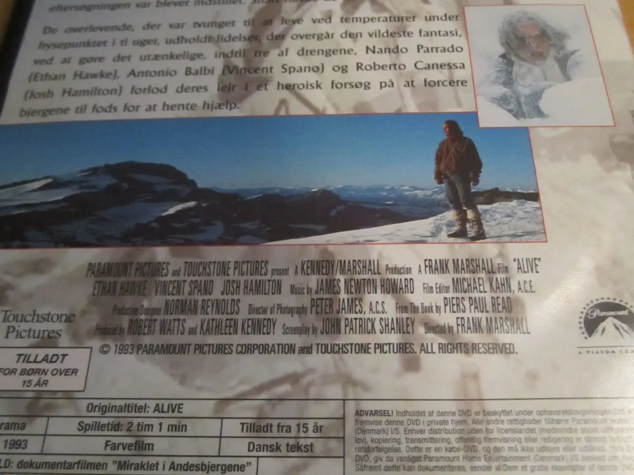 Billede 2 - VI LEVER. Dokumentar.