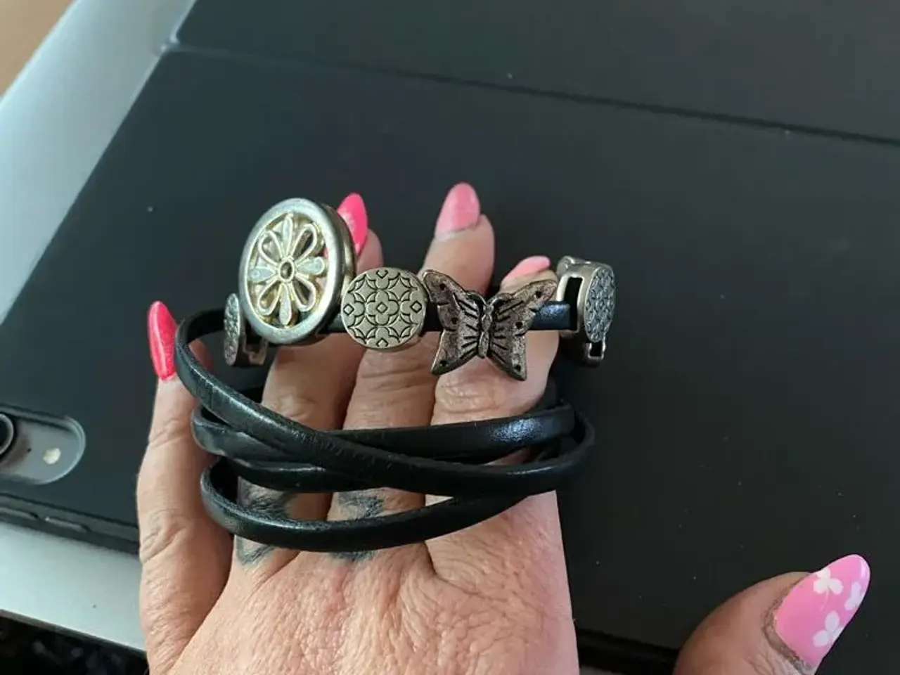 Billede 9 - Flotte armbånd