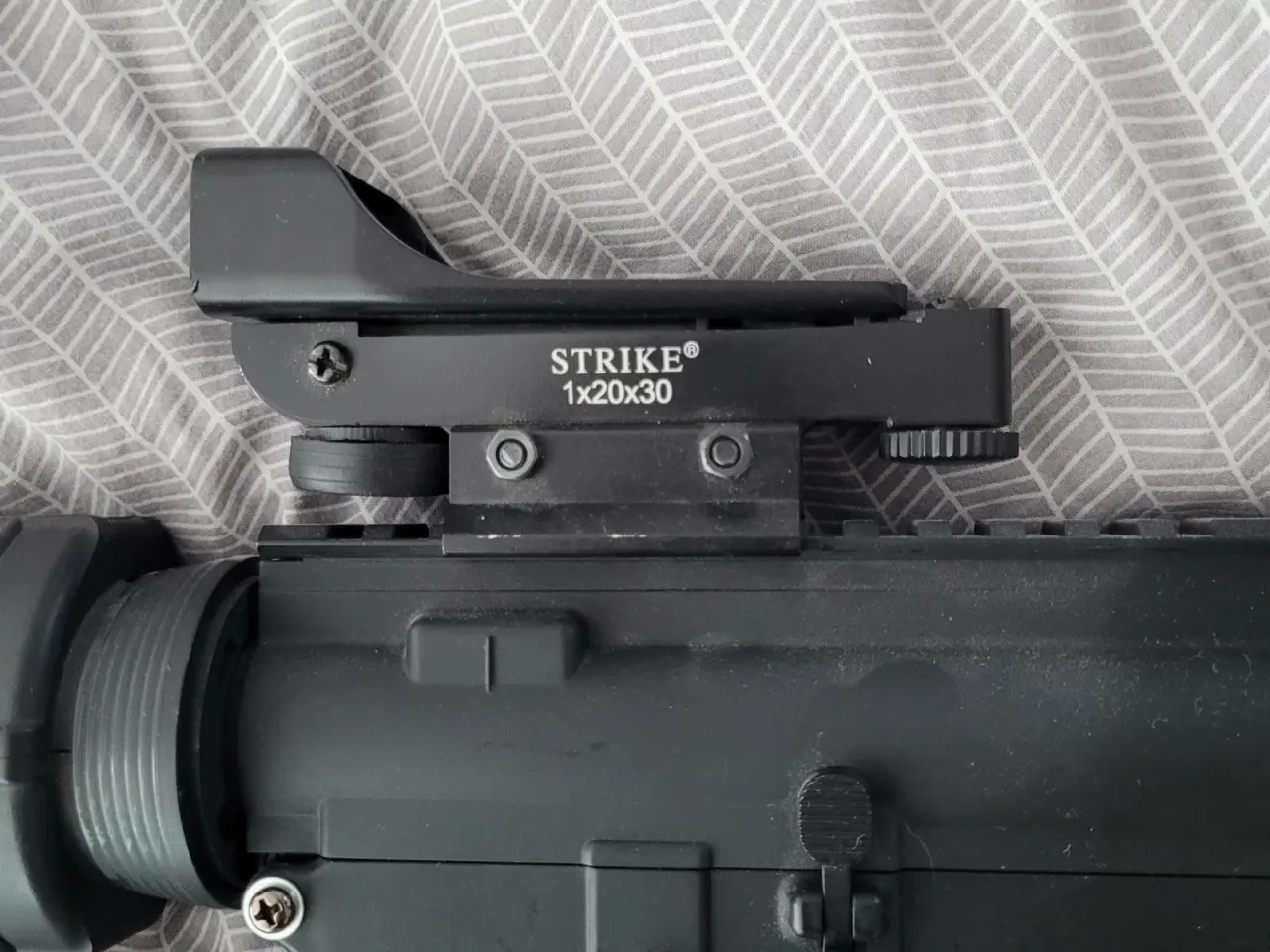 Billede 2 - Hardball EL gevær med batteri, red dot sigte.