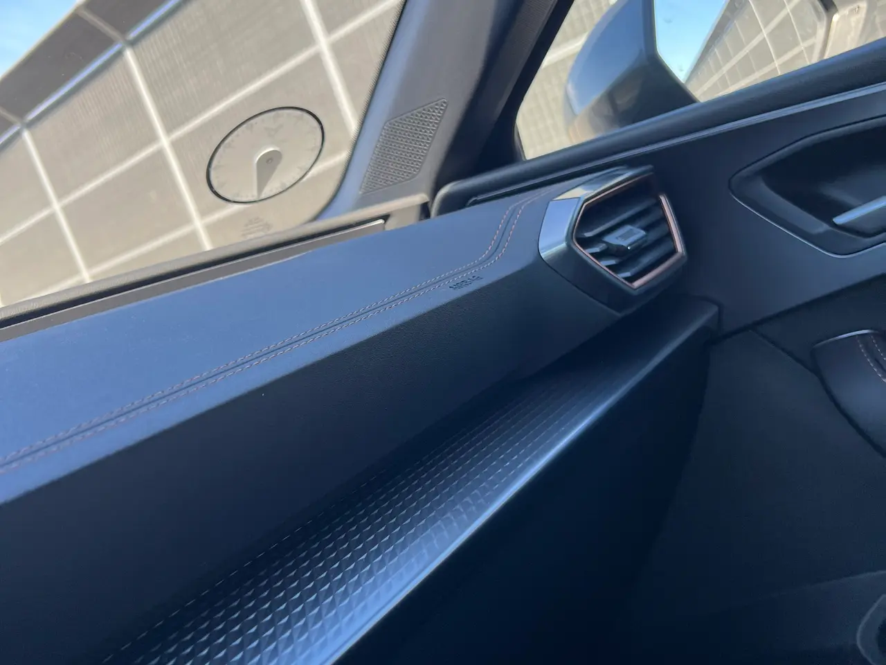 Billede 16 - Cupra Leon Sportstourer 1.5 eTSI i Midnight Black