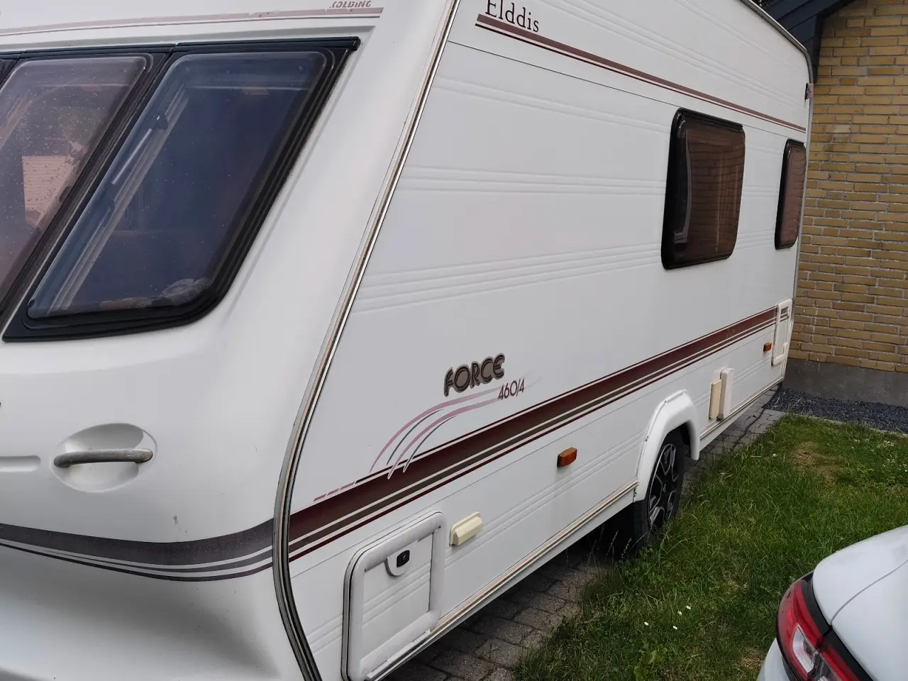 Billede 4 - Camping vogn egen vægt 825