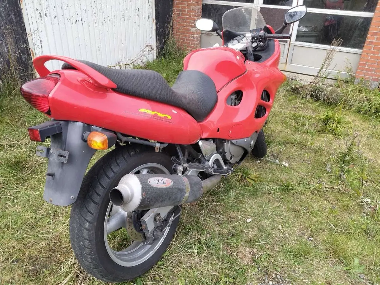 Billede 3 - Suzuki GSX 600 motorcykel 