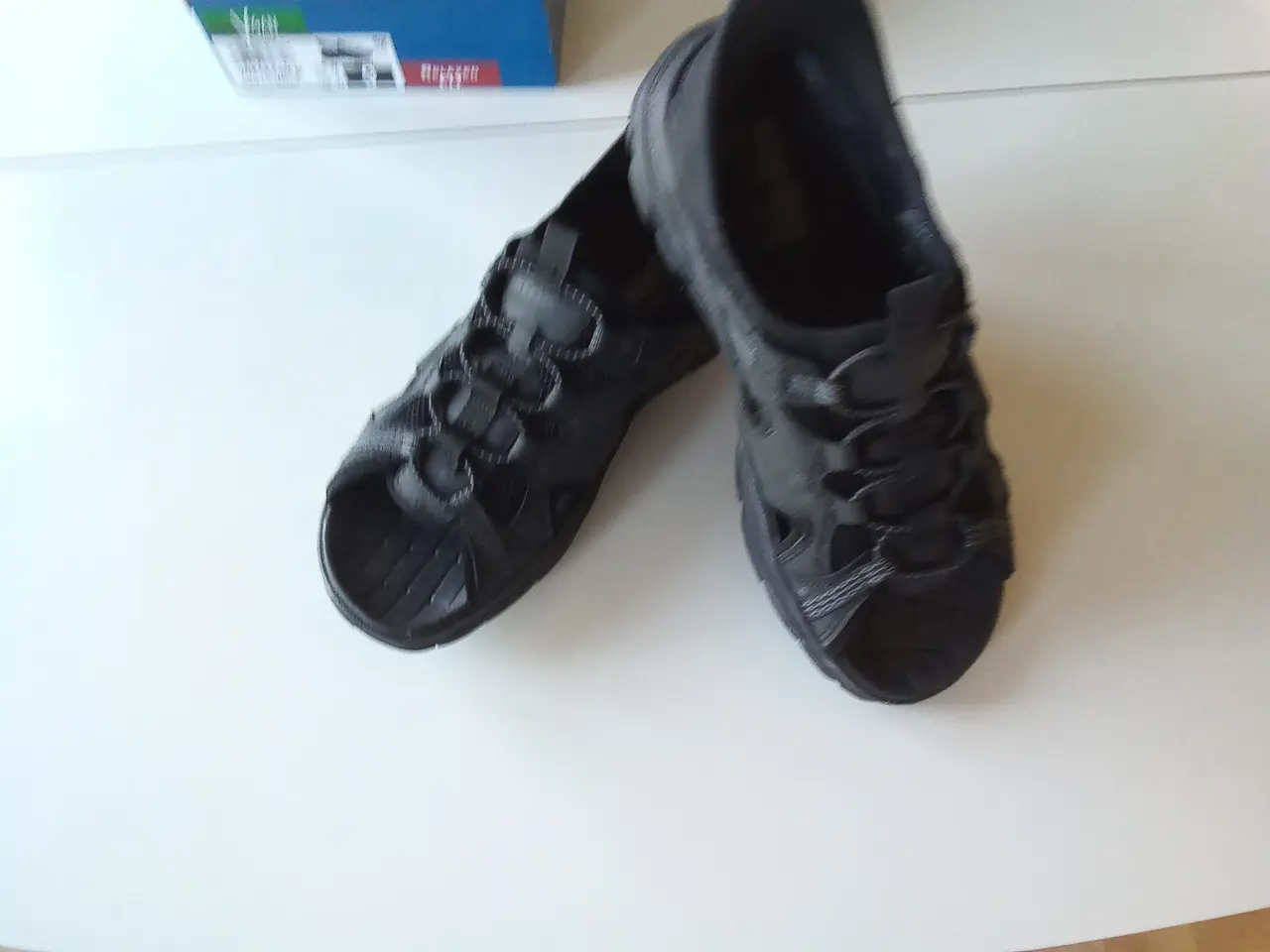 Billede 1 - Skechers Slip-ins sandaler.
