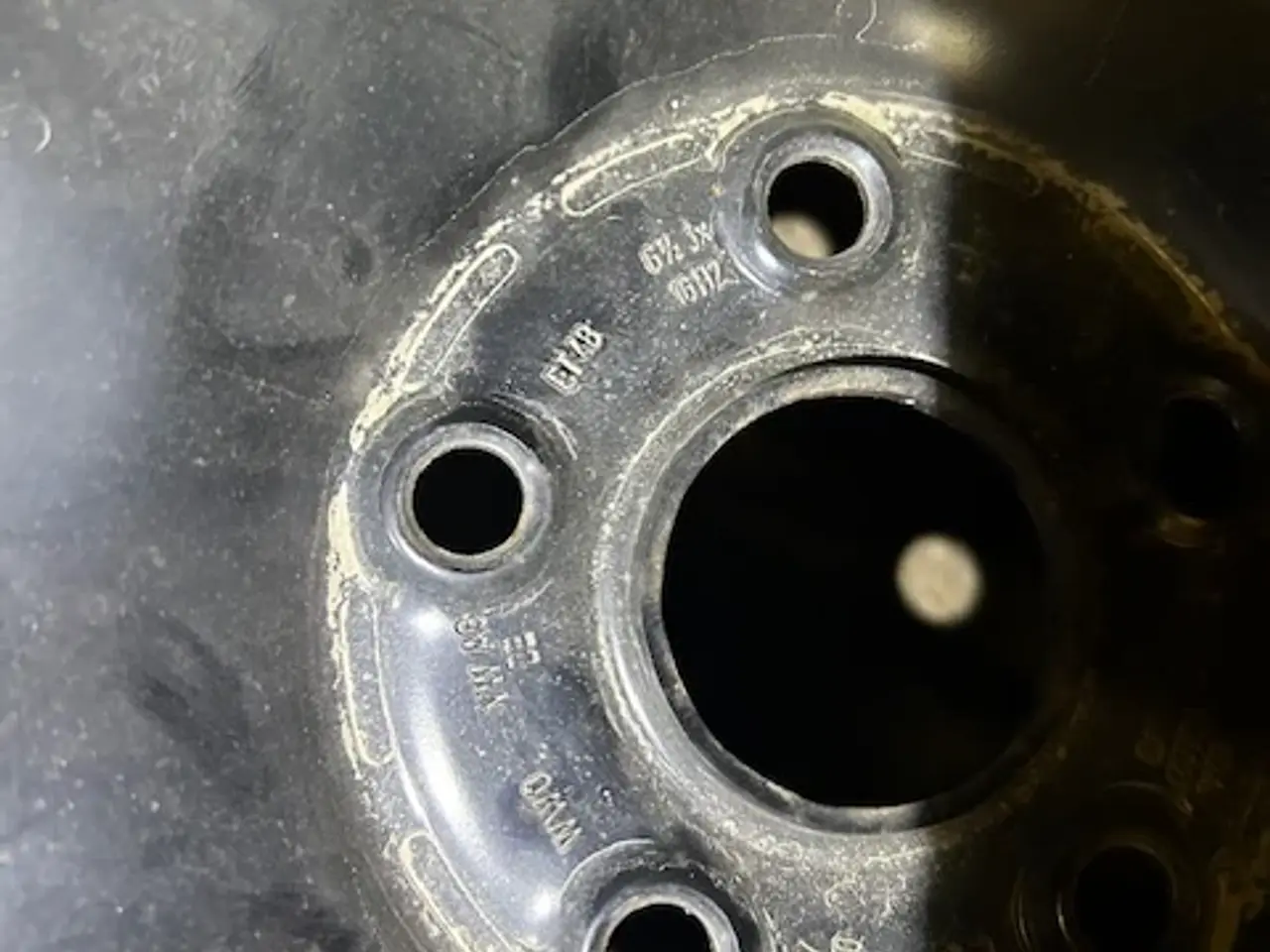 Billede 3 - 16" VW vinterhjul til Tuoran