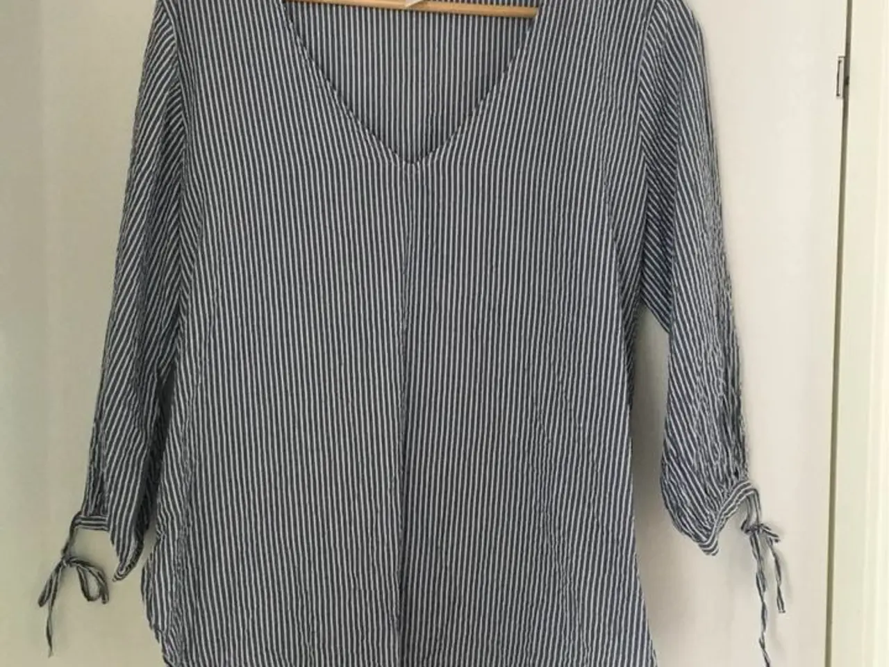 Billede 1 - H&M bluse - Str.38