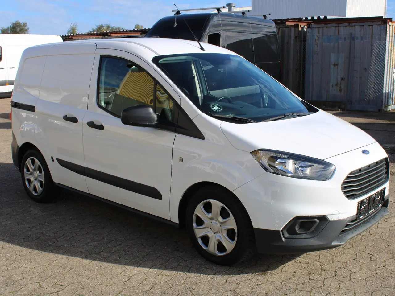 Billede 2 - Ford Transit Courier 1,5 TDCi 100 Trend