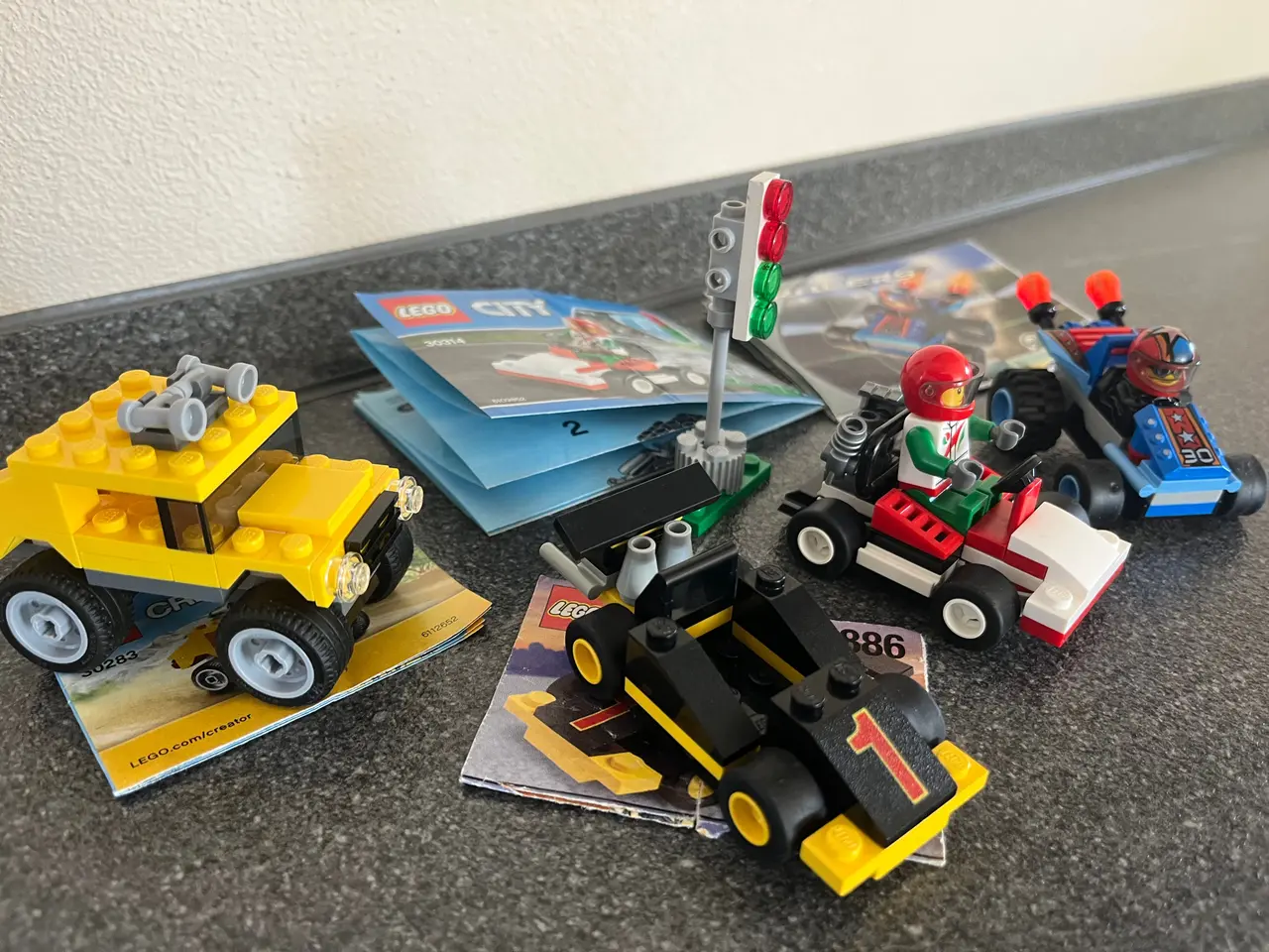 Billede 2 - Lego 3 små racerbiler/ 1 lille creator bil