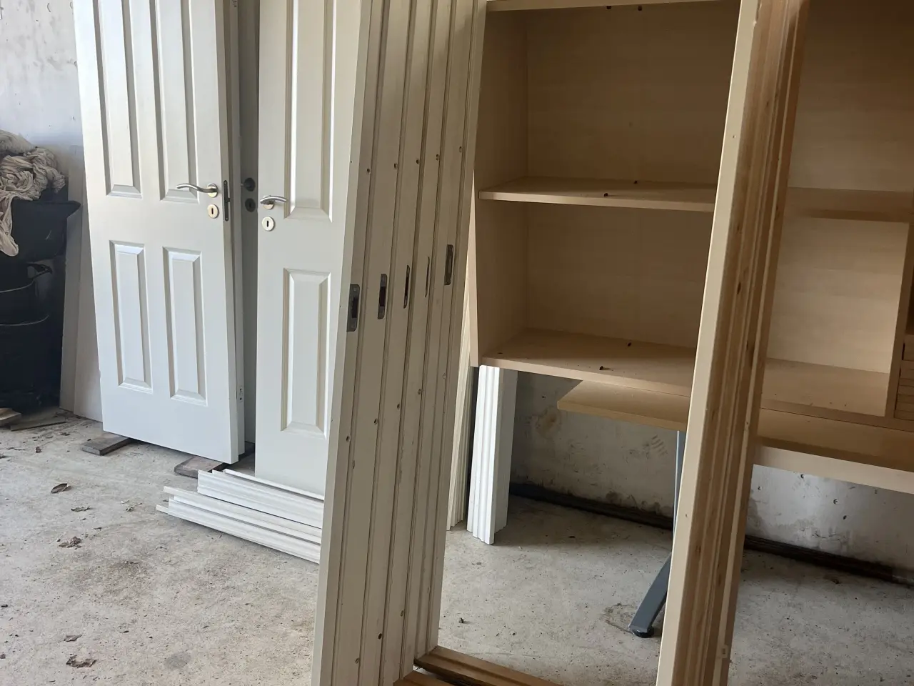 Billede 2 - Swedoor compact 9x21 incl karme og almue gerigter