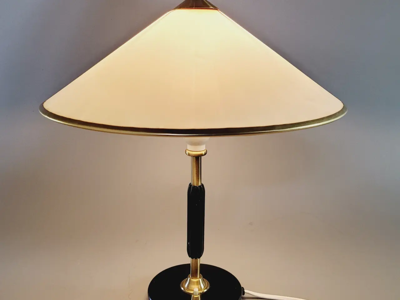 Billede 2 - ⭐️· Elegant vintage bordlampe i stil med Kongelys