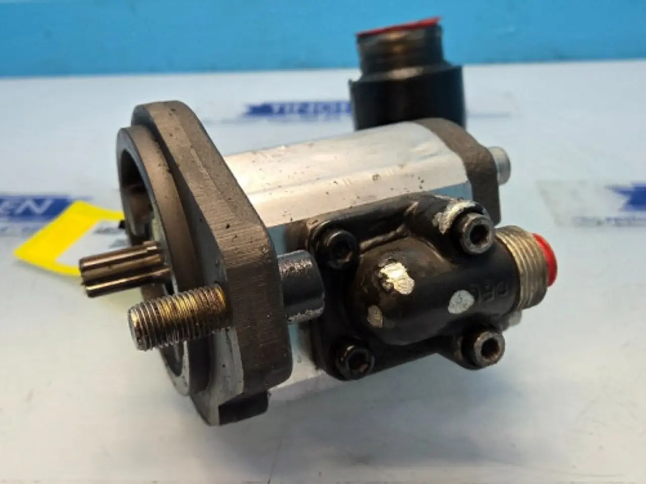 Billede 4 - New Holland T6030 Hydraulikpumpe 87395822