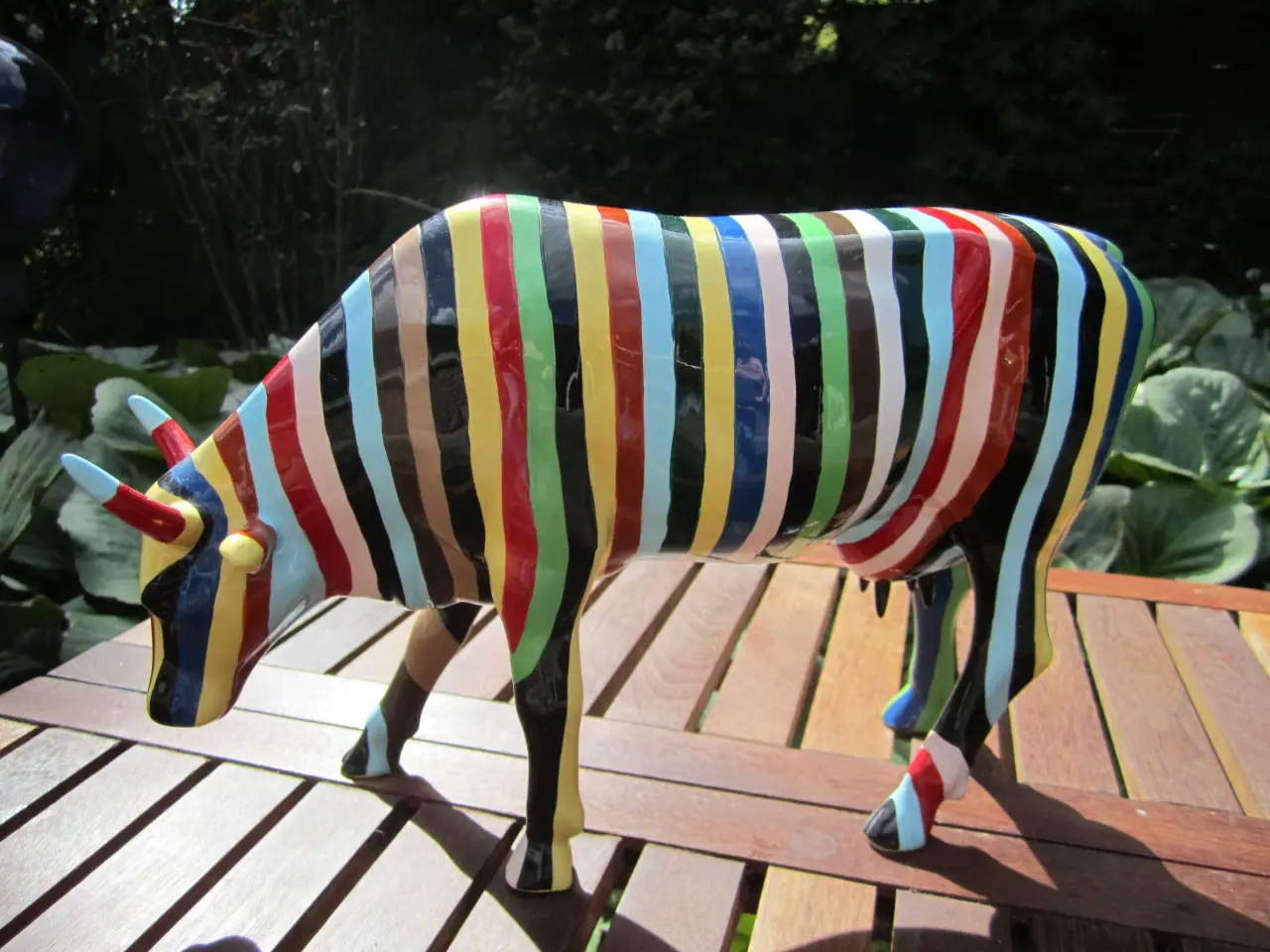 Billede 1 - Skøn Stribet COWPARADE. 2002. Byd.