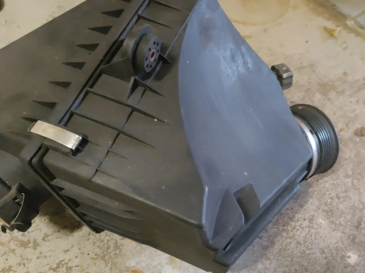 Billede 2 - Luftfilter kasse bmw E38