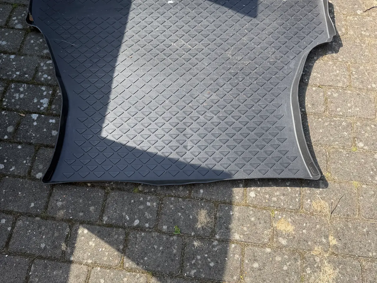 Billede 1 - Ford Mondeo bagagerumsbakke