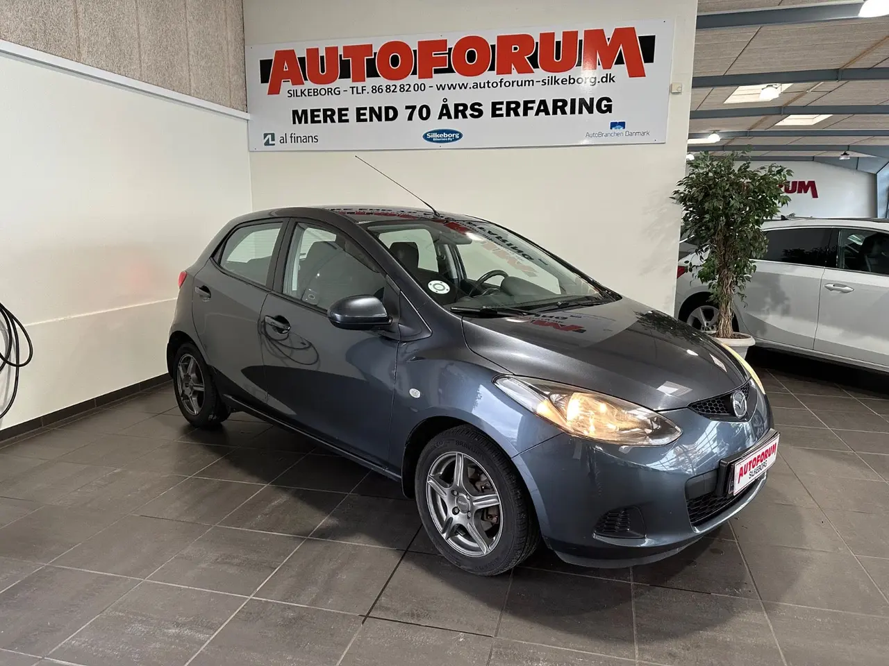 Billede 1 - Mazda 2 1,3 Advance