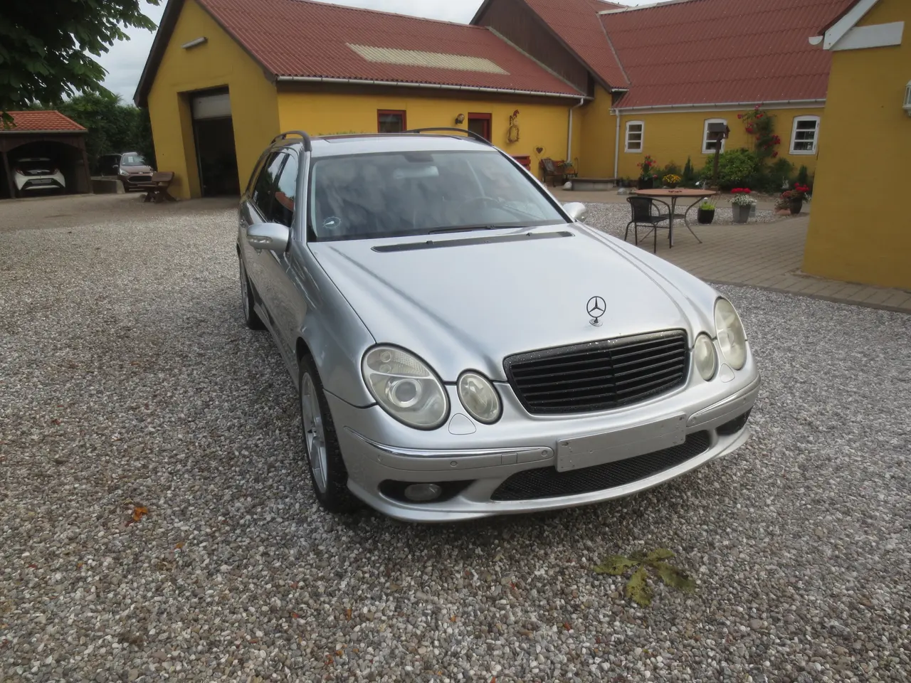 Billede 3 - Pæn Mercedes E 320 3.2 i V6 Aut  