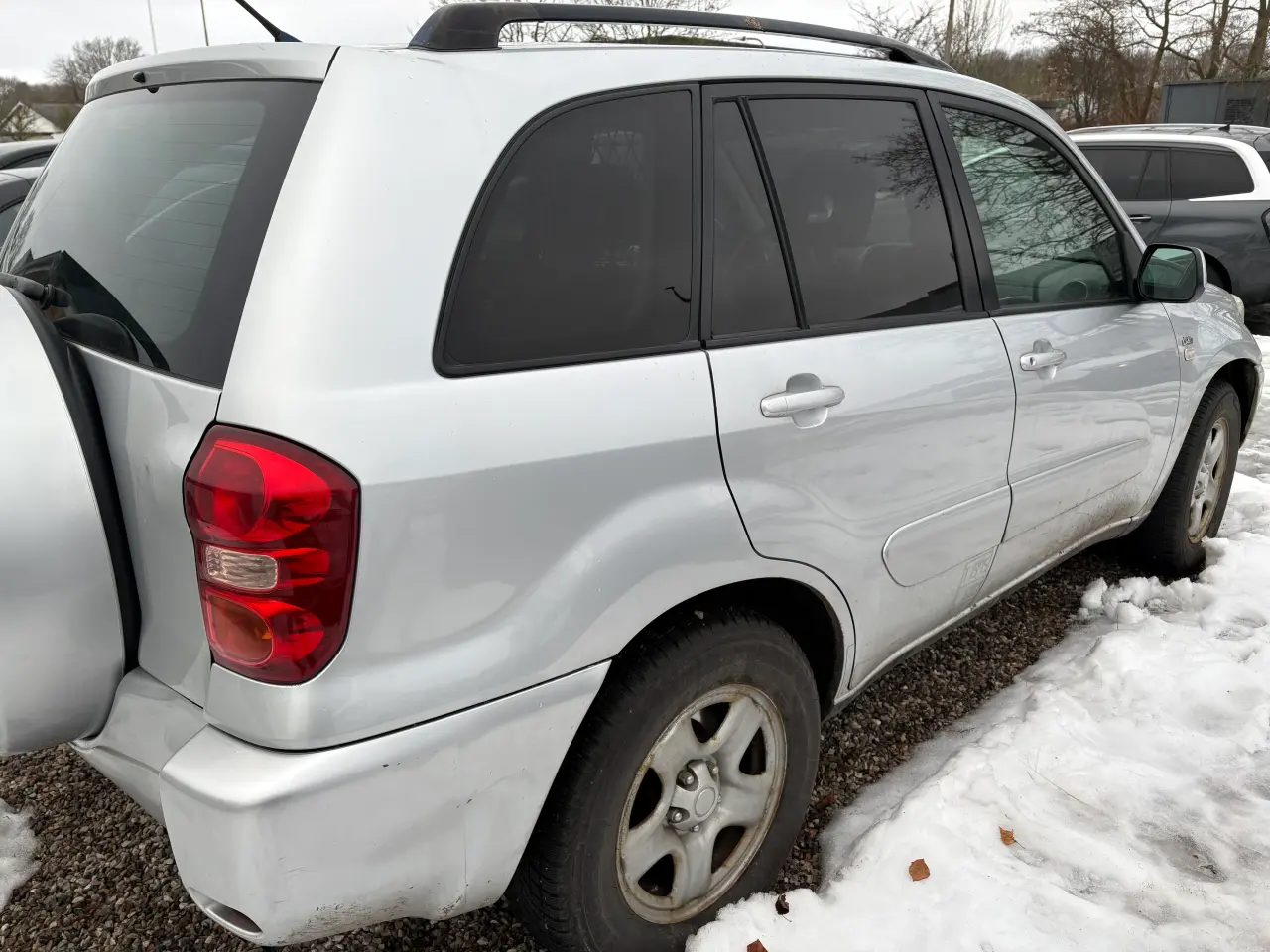 Billede 2 - Fin rav4 diesel momsfri køreegenskab CD 