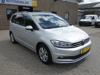 VW Touran 2,0 TDi 150 Highline DSG Van