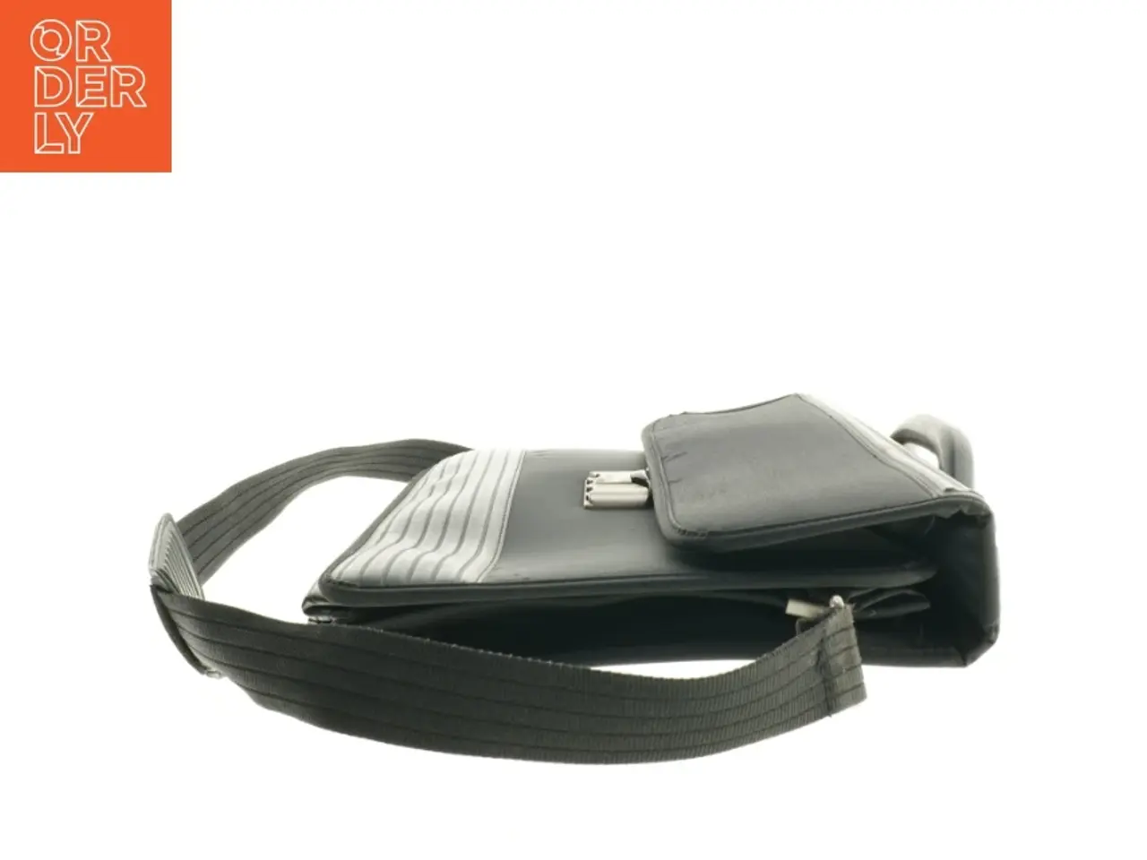 Billede 3 - Sort skuldertaske (str. 41 x 32 cm)