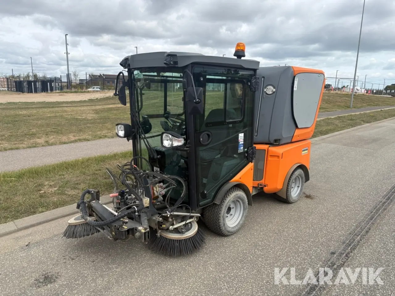 Billede 1 - Redskabsbærer Kärcher MIC 42