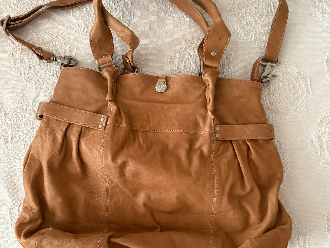 Billede 1 - Adax shopper taske i læder sælges