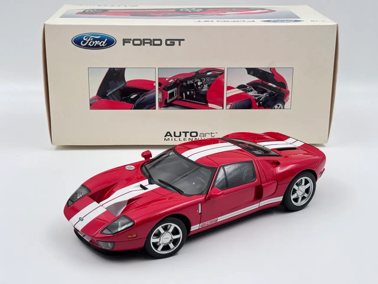 Billede 2 - 2004 Ford GT - AUTOart - 1:18