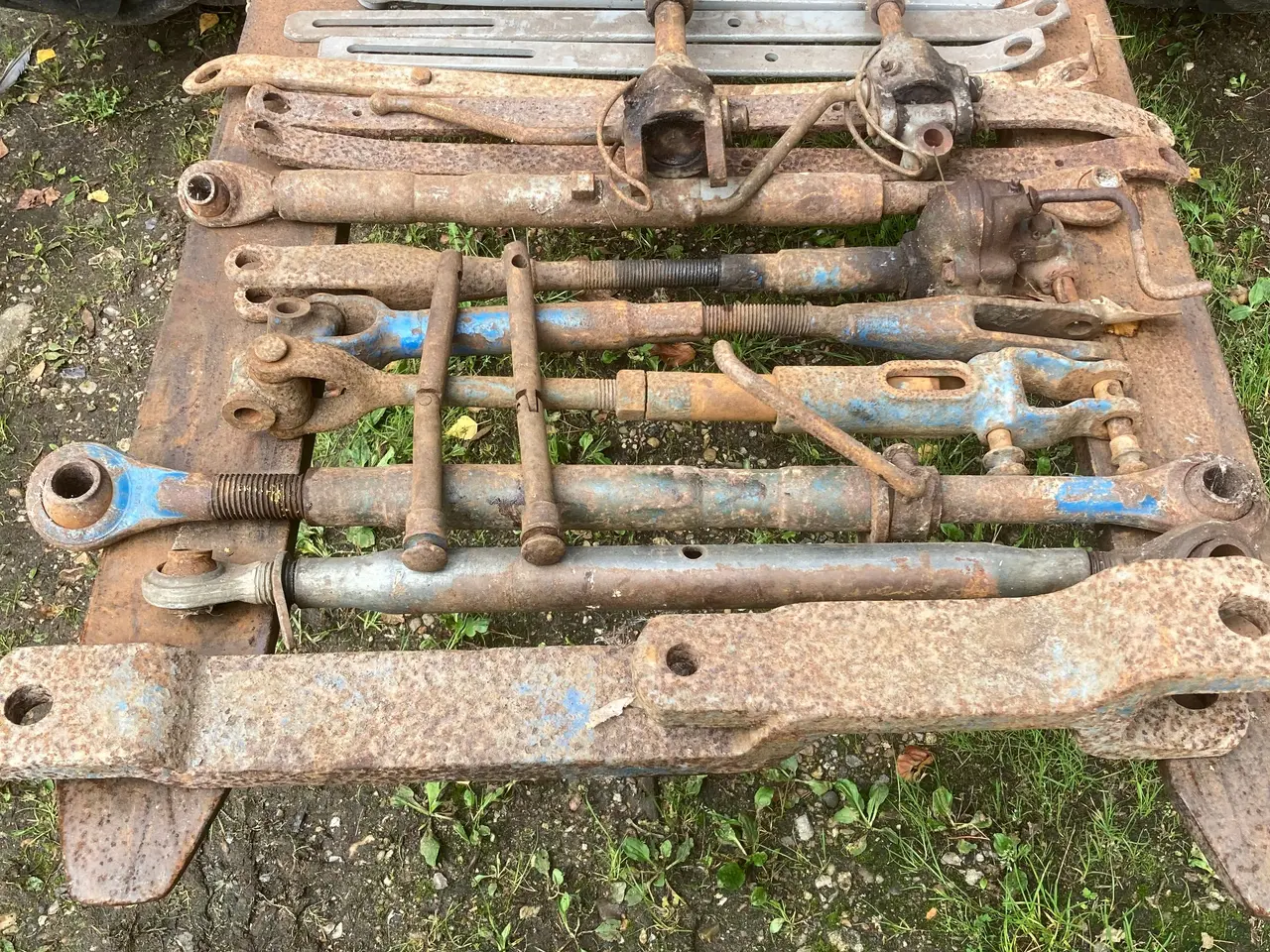 Billede 2 - Traktor. Dødsbo. veterandele