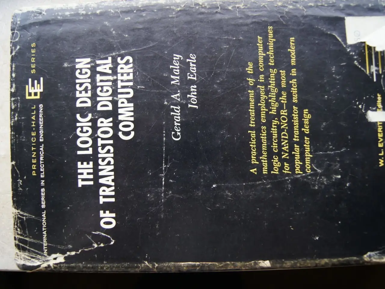Billede 1 - Maley and Earle, The logic design …. Giv bud.
