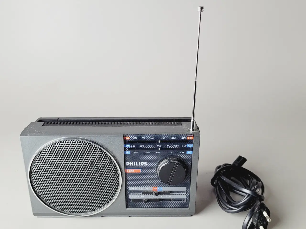 Billede 3 - ⭐️· Retro Philips Radio - Velfungerende og i flot 