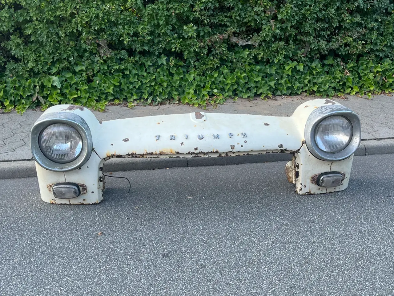 Billede 1 - Triumph Herald front cut