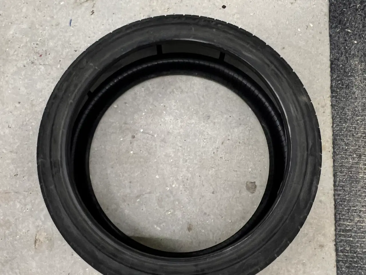 Billede 1 - Tesla model y 255/35/r21 pirelli p zero