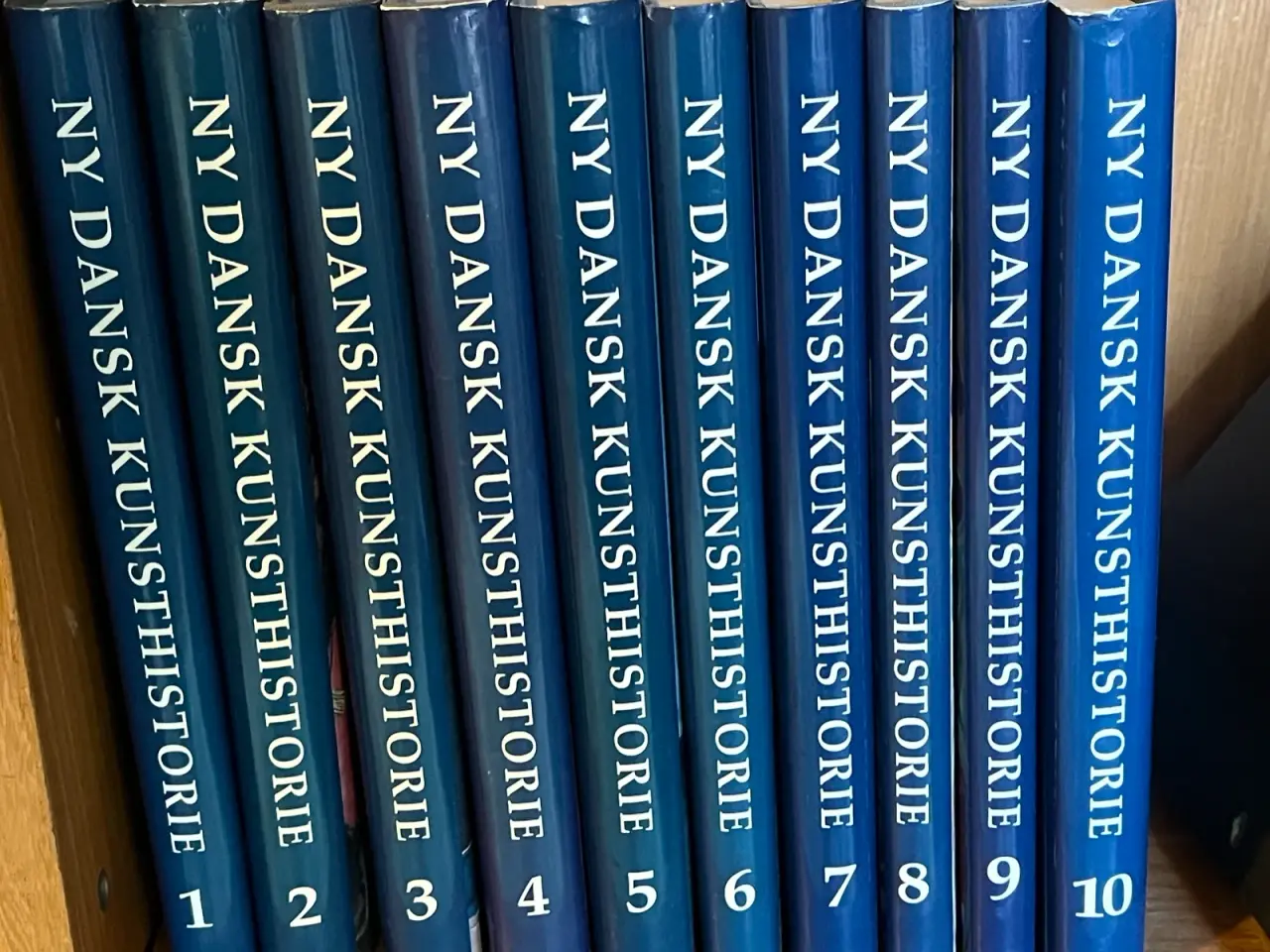 Billede 1 - Ny Dansk Kunsthistorie – komplet sæt, 10 bind