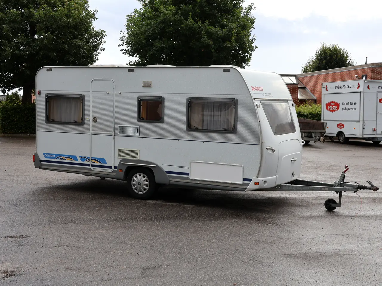 Billede 2 - Nysynet Dethleffs campingvogn årg 2000 model EG2