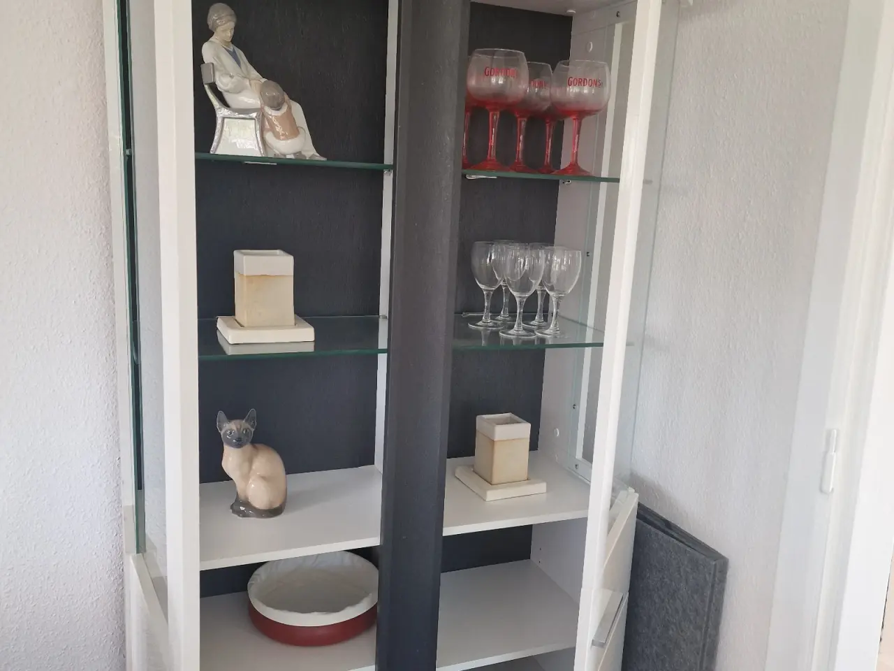 Billede 3 - Flot vitrine