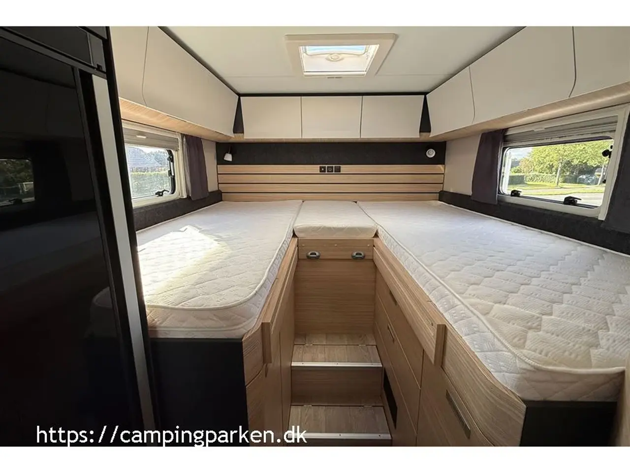 Billede 11 - 2022 - Hobby Optima De Luxe T 65 GE Populær indretning med enkeltsenge fra Hobby til en skarp pris!