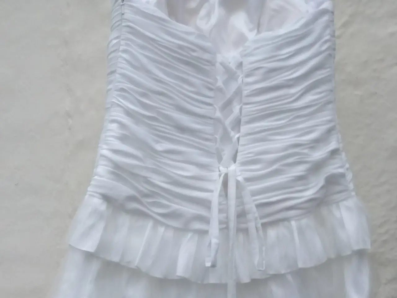 Billede 3 - Panty Line Konfirmationskjole med sjal