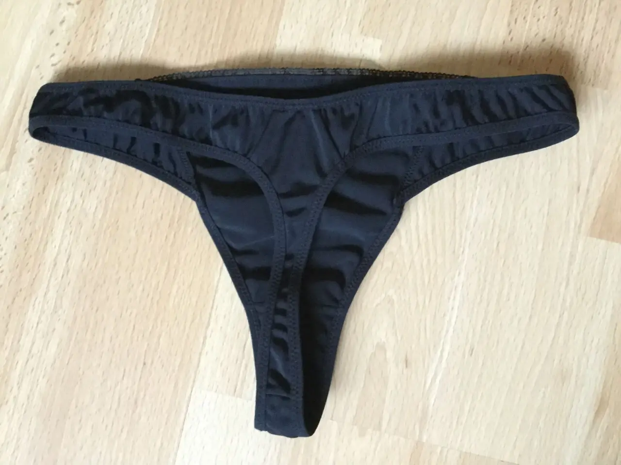 Billede 4 - Ny sæt - FLEUR BH 70 C + G trusse 36/38