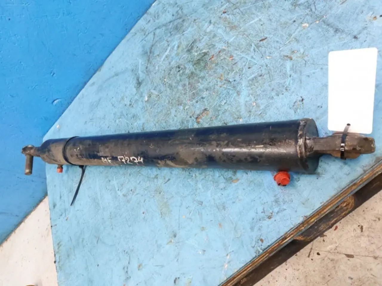 Billede 8 - Massey Ferguson 7274 Cylinder 4510065