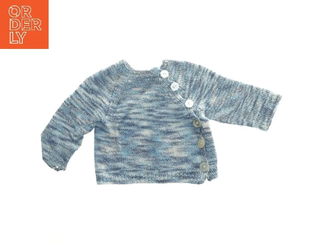 Billede 1 - Håndstrikket Babybluse med knapper (str. bryst 26 cm, længde 25 cm)