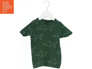 Grøn T-Shirt med Hajmotiv fra Ida T (str. 92)
