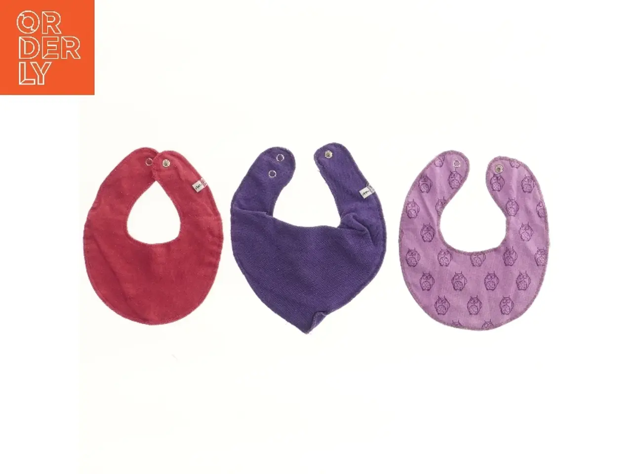 Billede 1 - Sæt af tre babyhagesmække (str. Ø 18 cm)