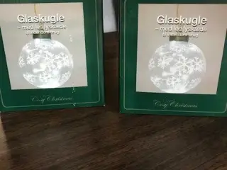 Glaskugler med led lyskæde. Samlet pris