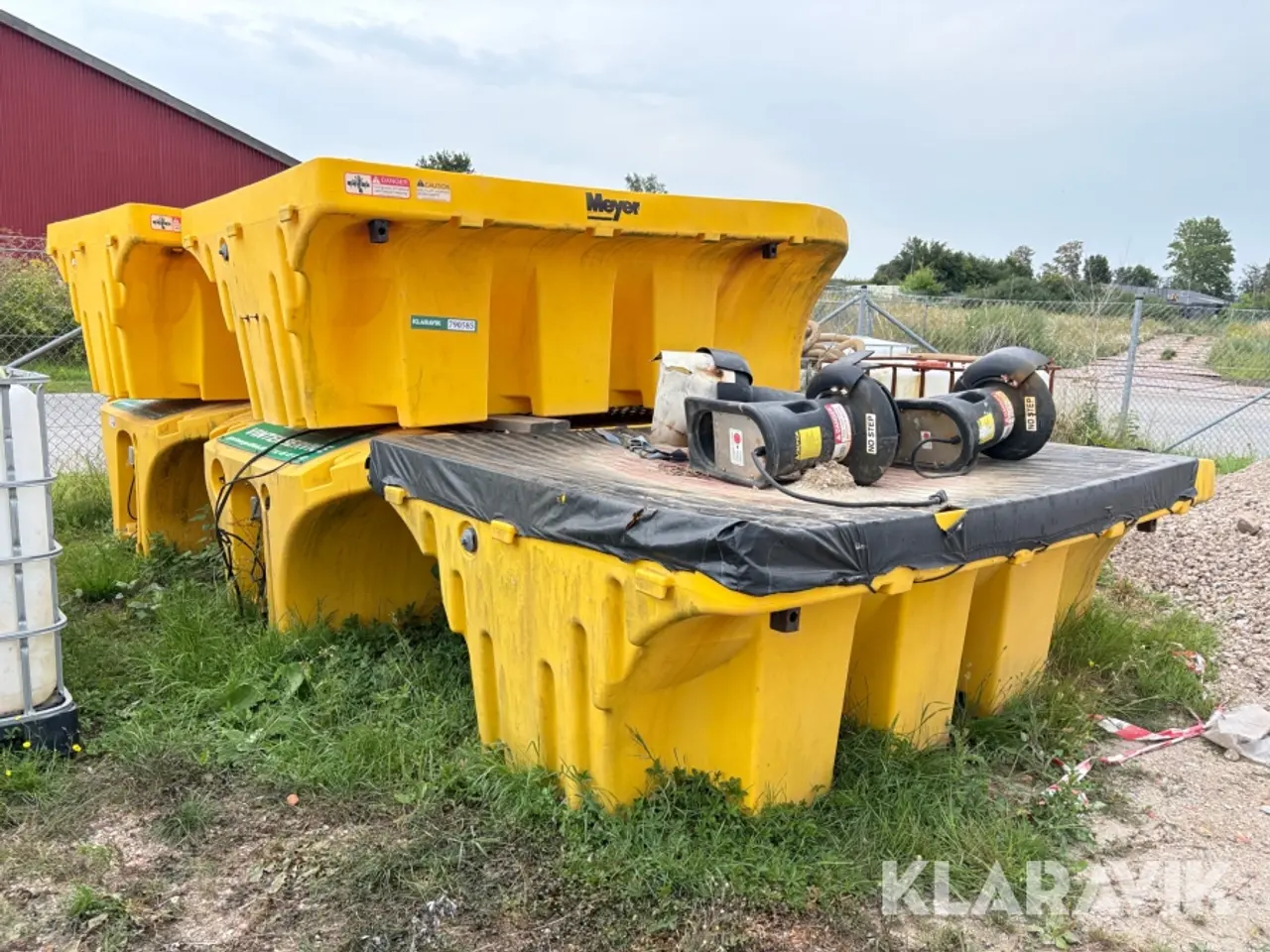 Billede 1 - Saltspreder Meyer, 5 Styk (3 × 1000 L og 2 × 850 L)
