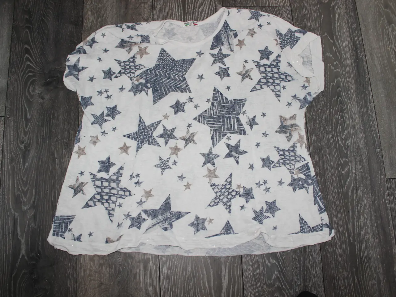 Billede 1 - T-shirt, Ukendt, str. M/L, Næsten som ny