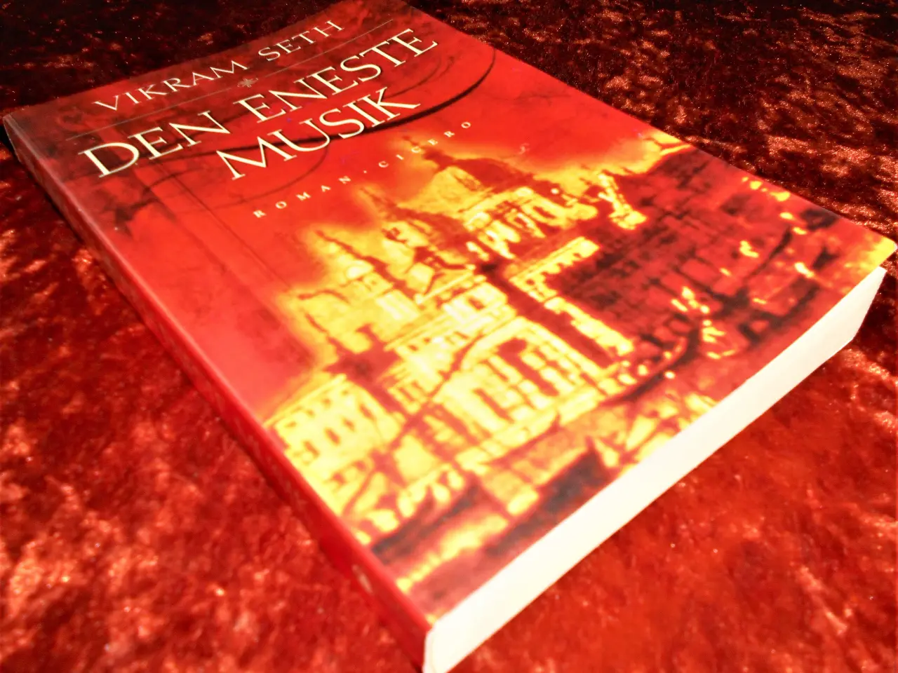 Billede 1 - Den eneste musik, Vikram Seth,