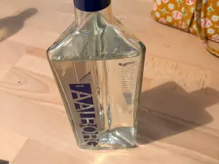 Aalborg blå akvavit uåbnet