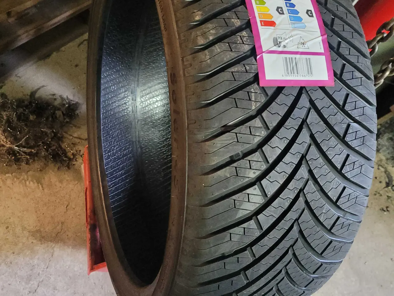 Billede 1 - 235 / 35 R 19