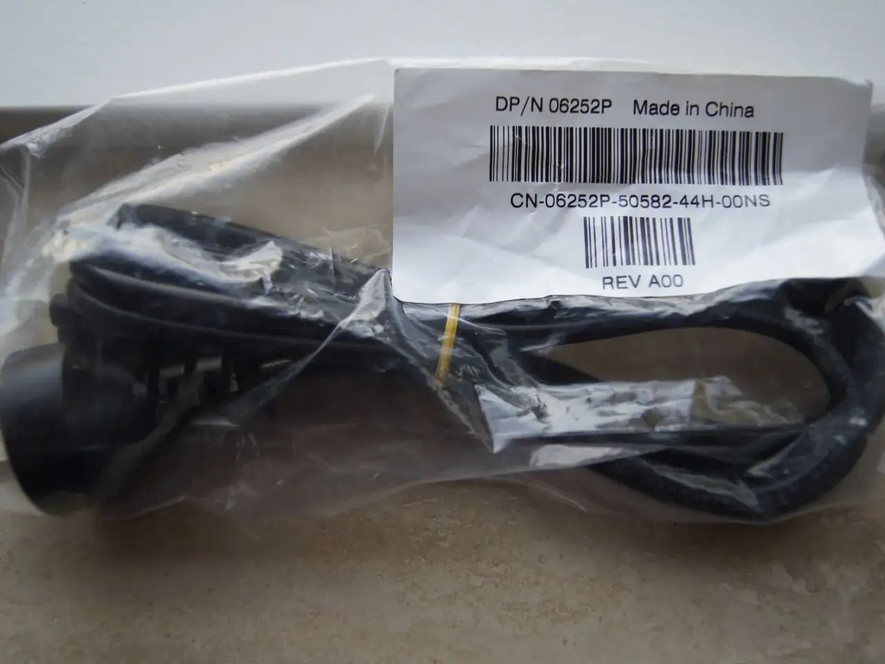 Billede 1 - Kabel: DP/N06252P. Giv bud.