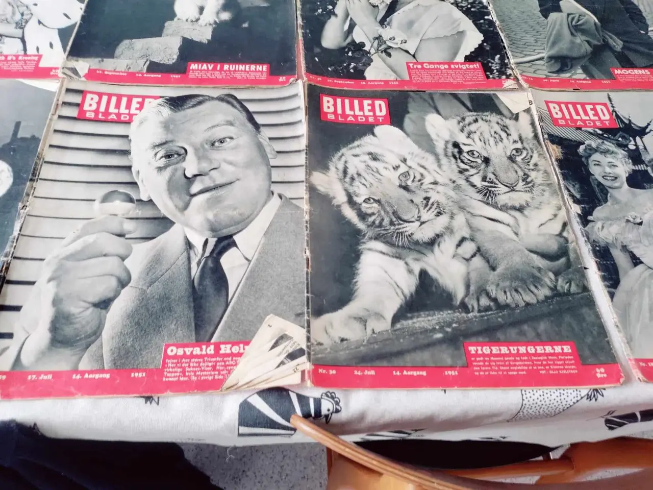 Billede 3 - 12 gamle billede blade fra 50erne