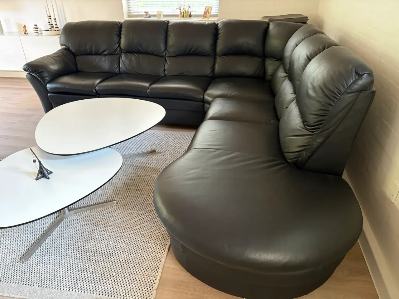 Billede 1 - Læder Hjørnesofa med open end